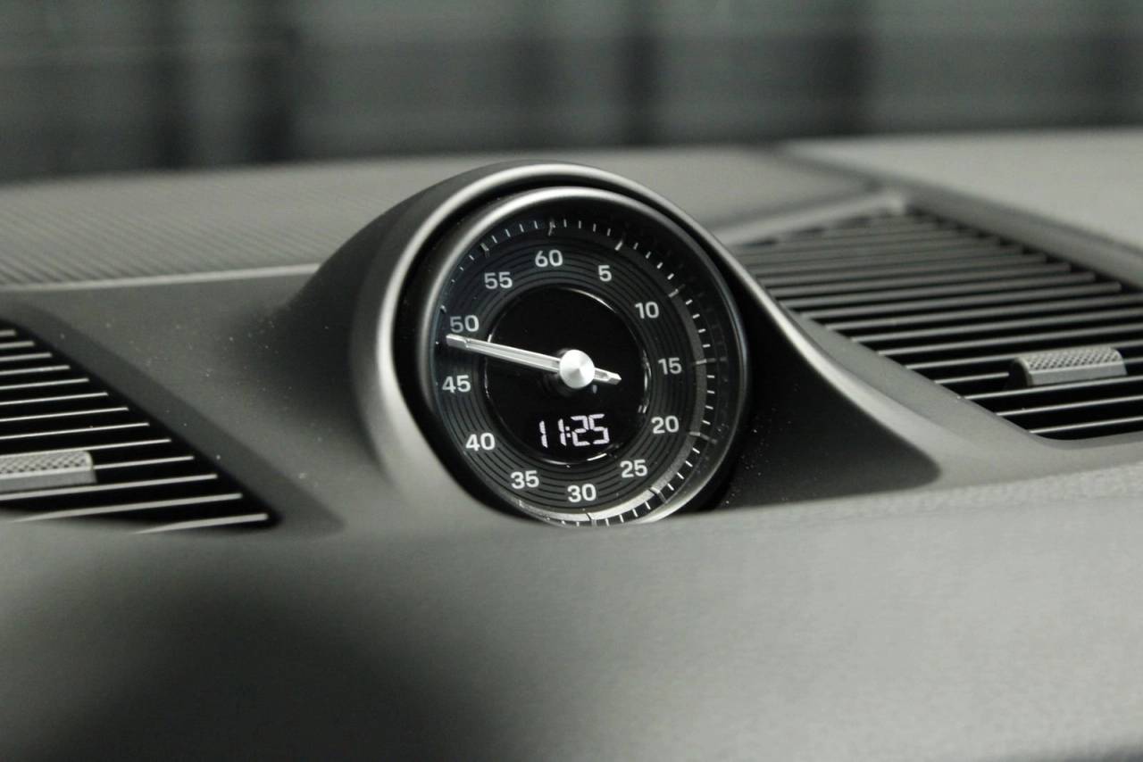 2024 Porsche Cayenne E-Hybrid