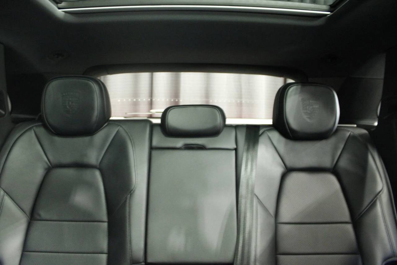 2024 Porsche Cayenne E-Hybrid