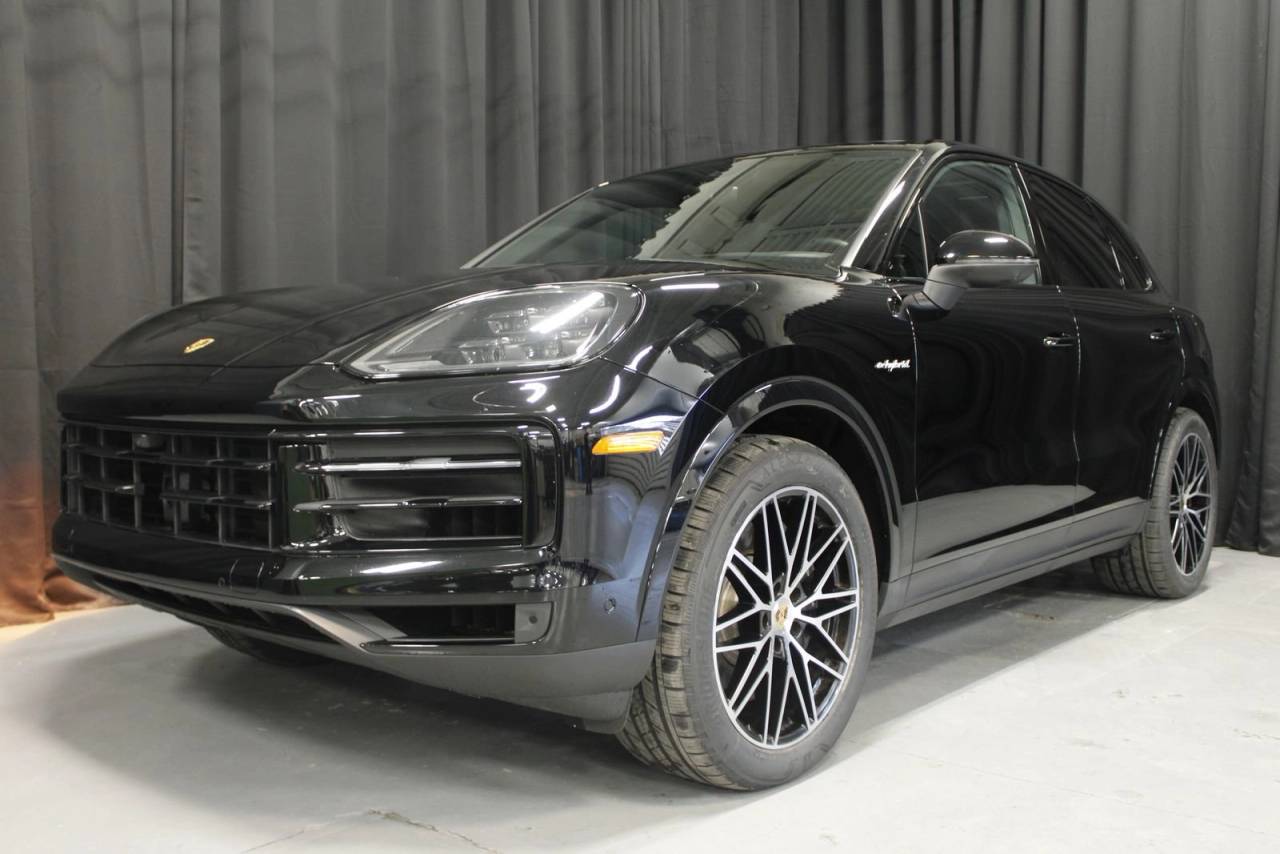 2024 Porsche Cayenne E-Hybrid