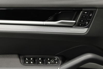 2026 Porsche Cayenne E-Hybrid