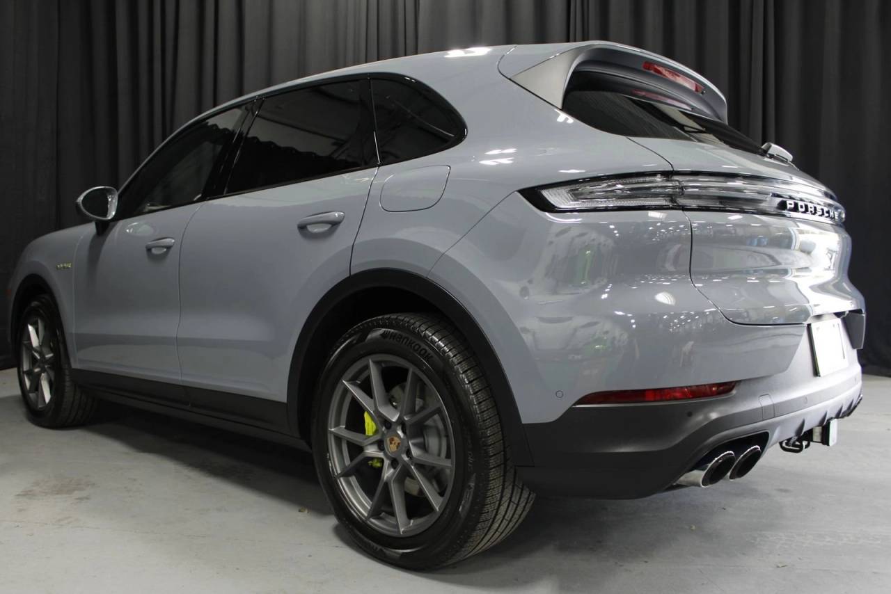 2026 Porsche Cayenne E-Hybrid
