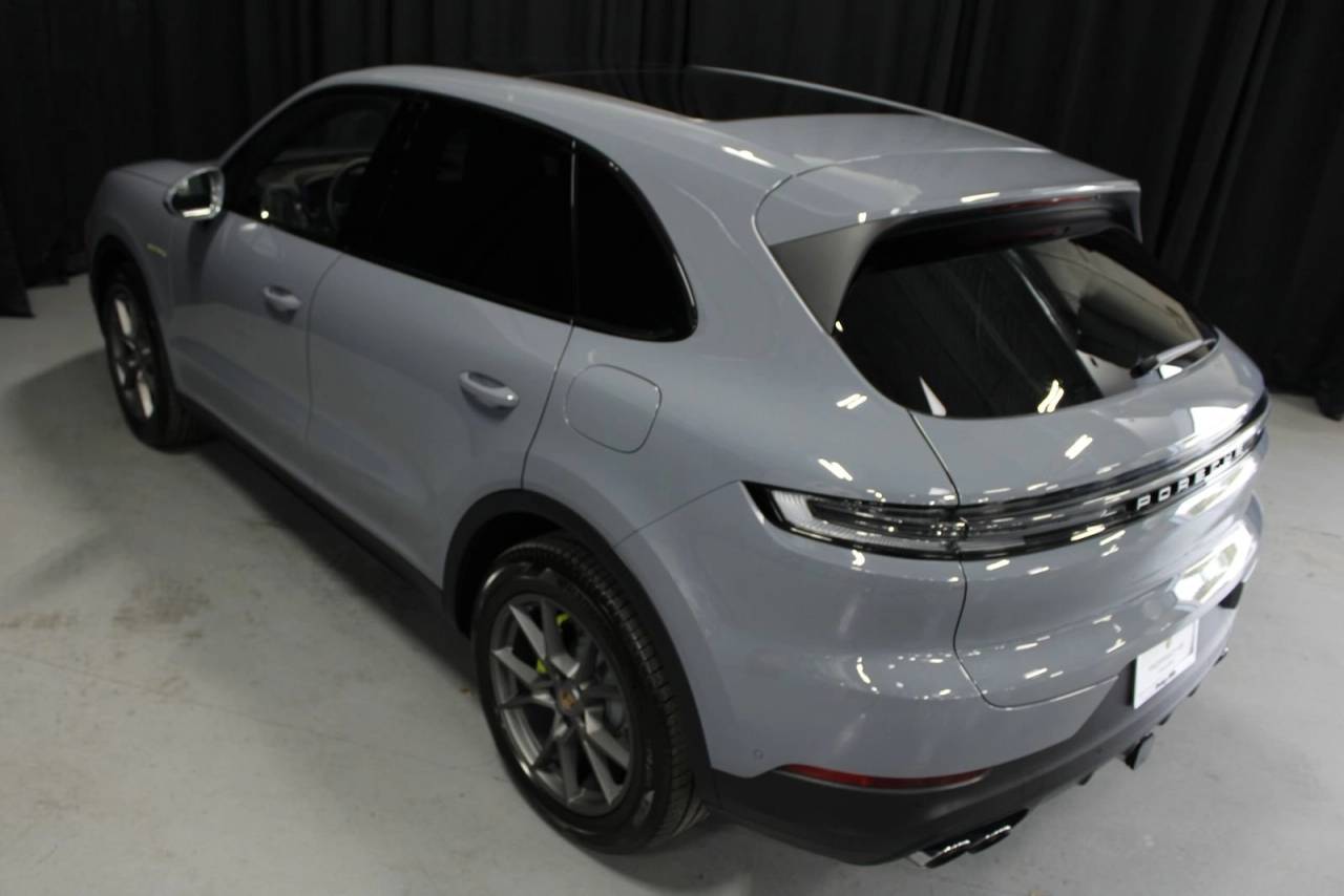 2026 Porsche Cayenne E-Hybrid