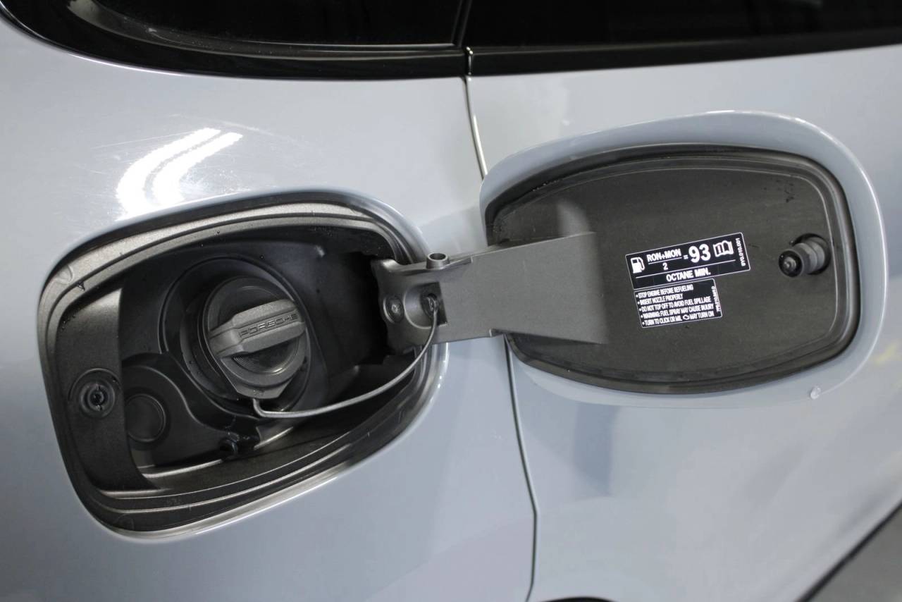 2026 Porsche Cayenne E-Hybrid