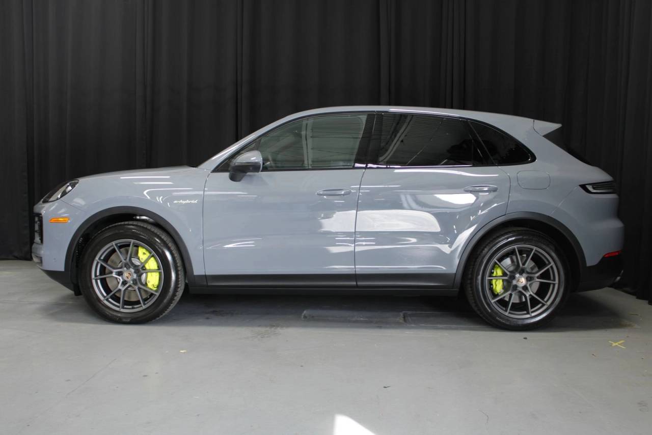 2026 Porsche Cayenne E-Hybrid