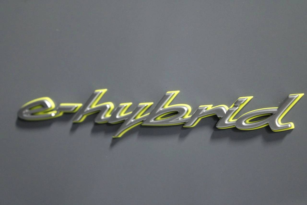2026 Porsche Cayenne E-Hybrid