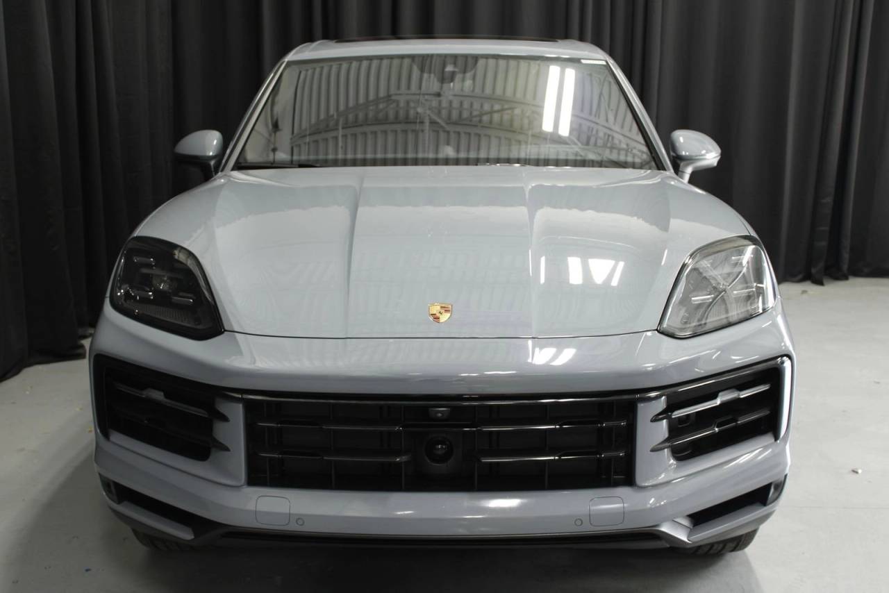 2026 Porsche Cayenne E-Hybrid
