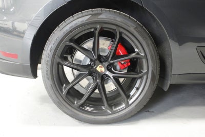 2025 Porsche Macan GTS