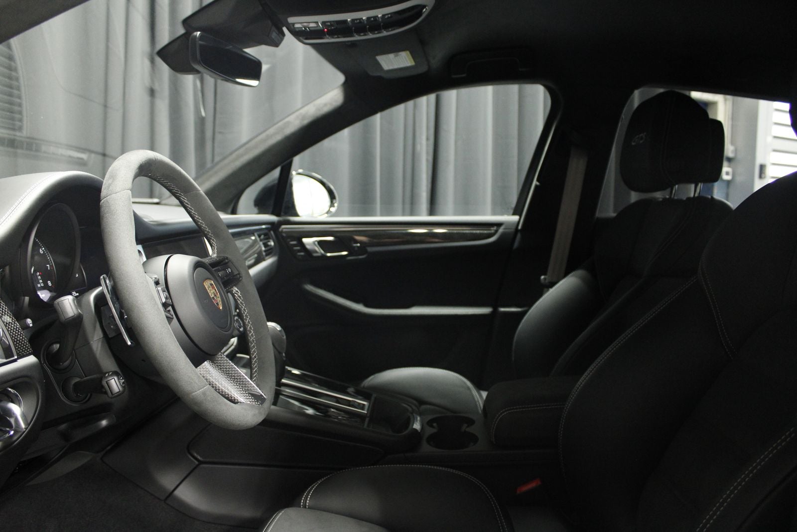 2025 Porsche Macan GTS