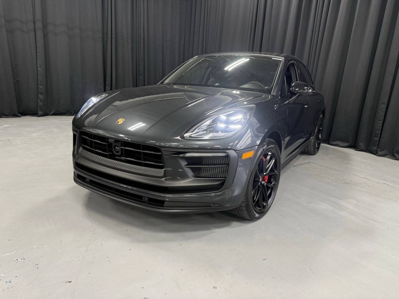 2025 Porsche Macan GTS