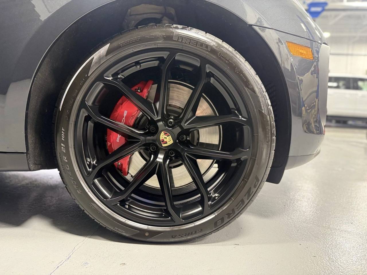 2025 Porsche Macan GTS