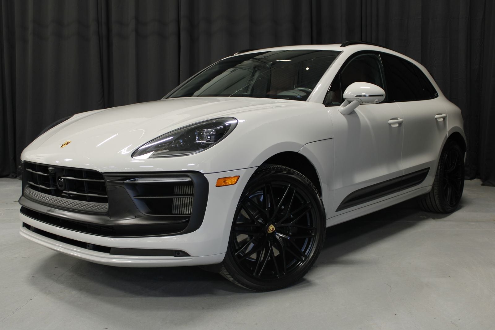 2024 Porsche Macan GTS