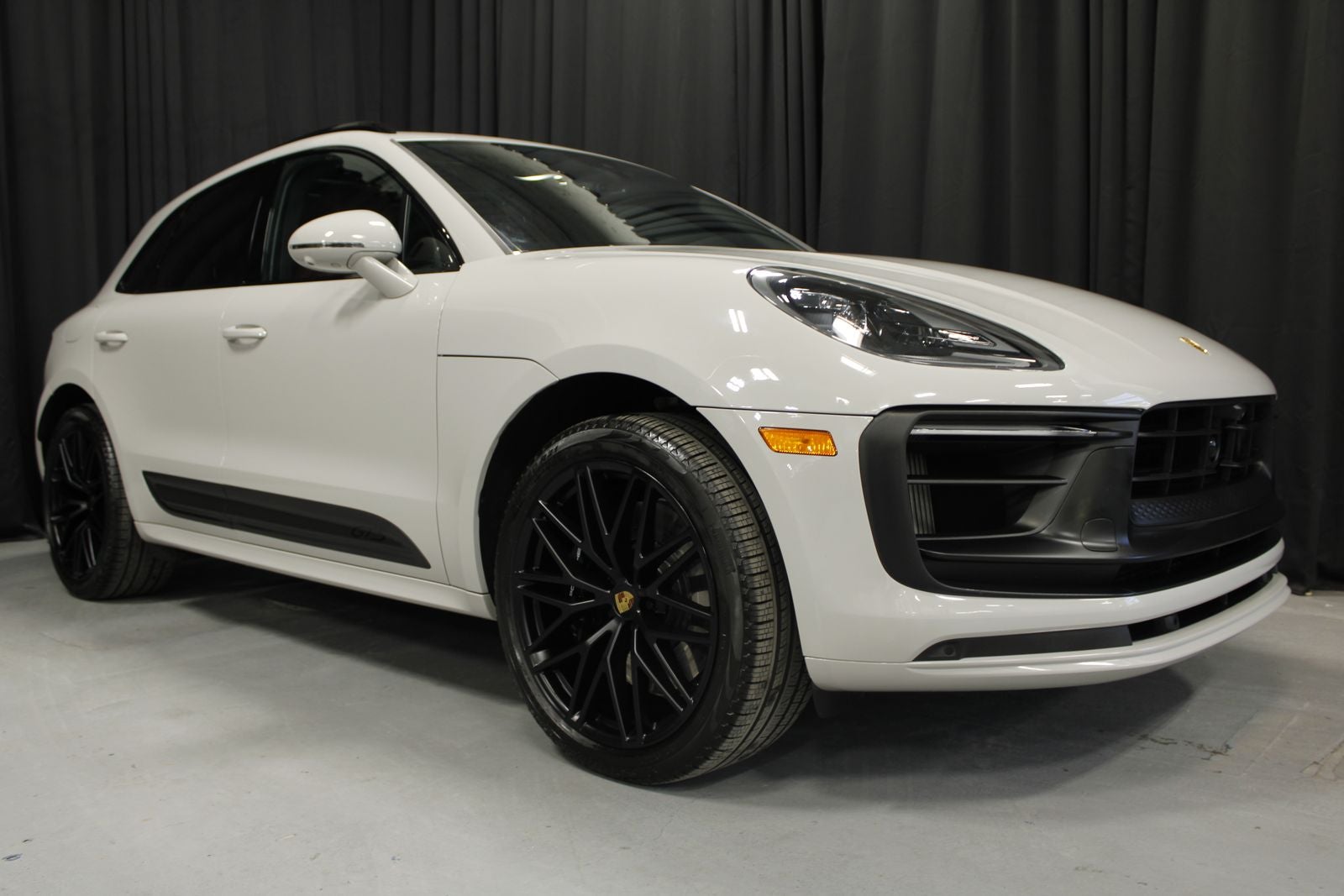2024 Porsche Macan GTS