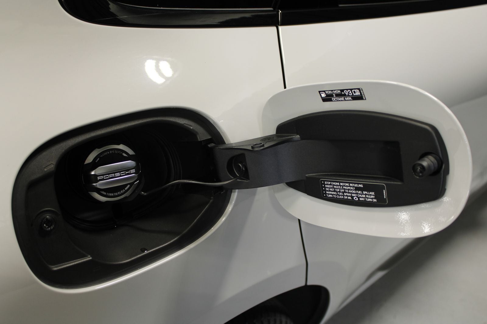 2024 Porsche Macan GTS