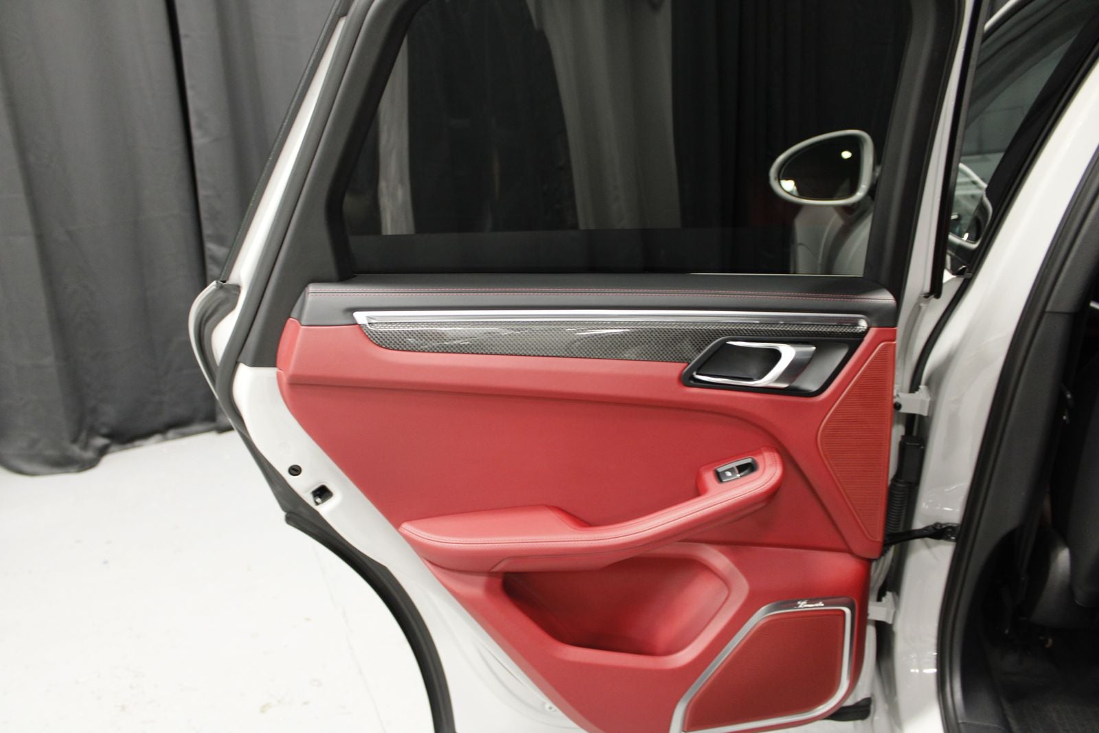 2024 Porsche Macan GTS