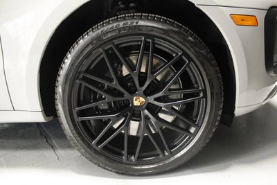 2024 Porsche Macan GTS
