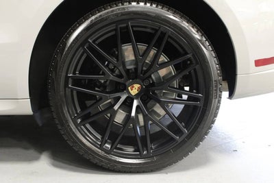 2024 Porsche Macan GTS