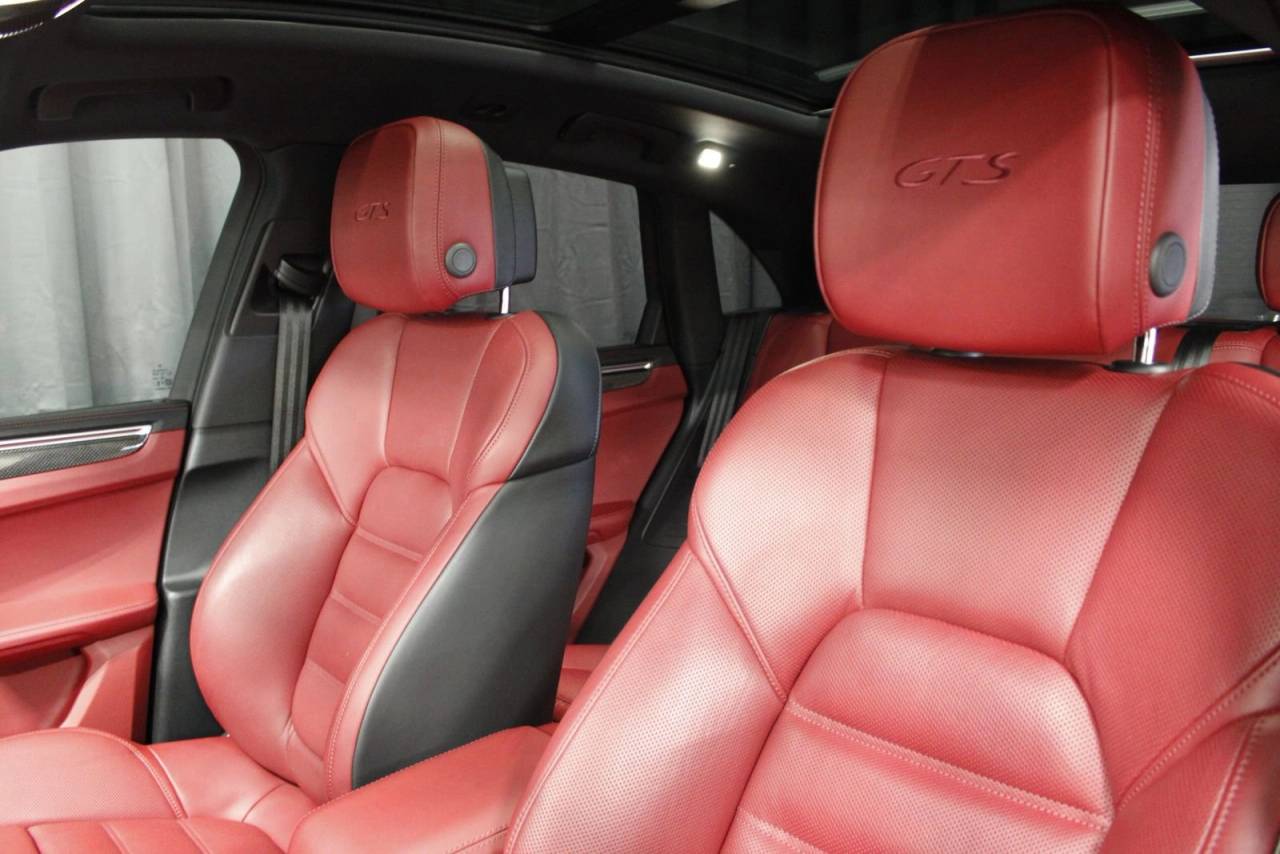 2024 Porsche Macan GTS