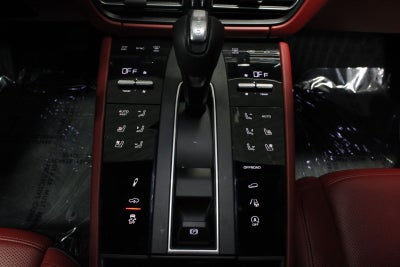 2025 Porsche Macan S