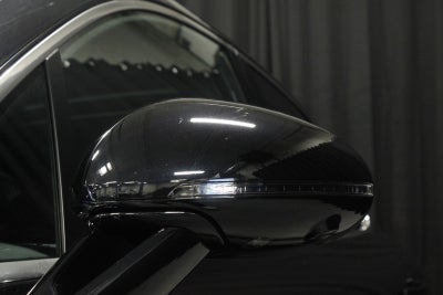2025 Porsche Macan S
