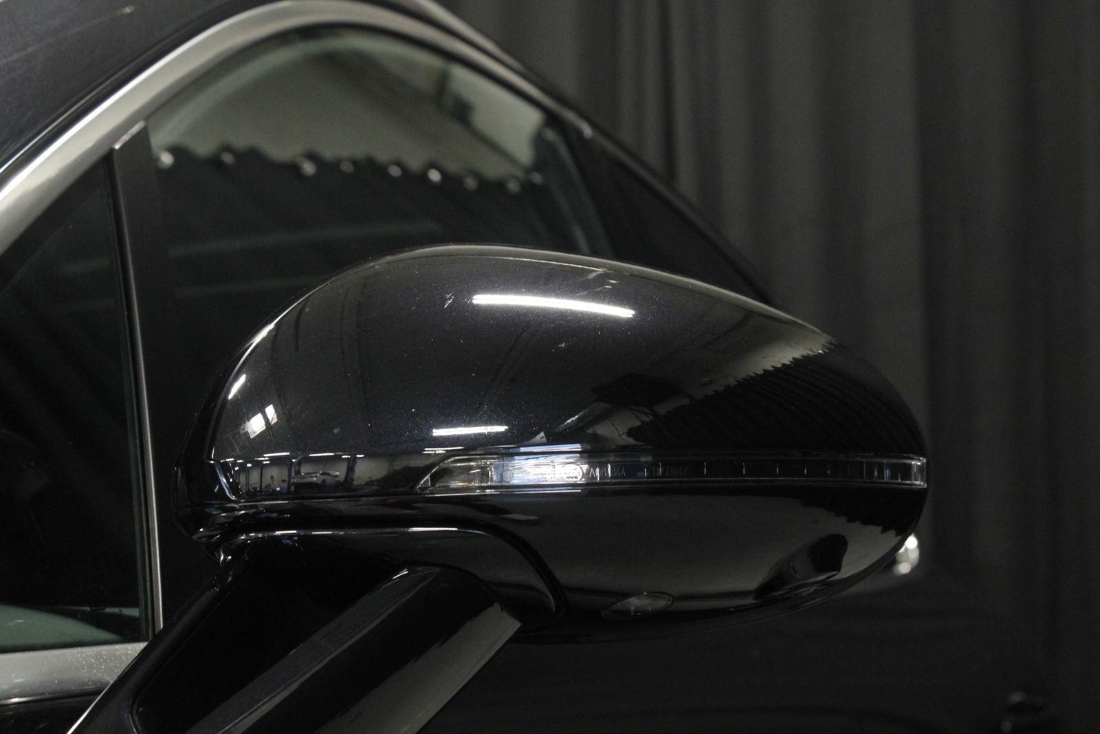 2025 Porsche Macan S