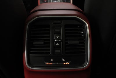 2025 Porsche Macan S