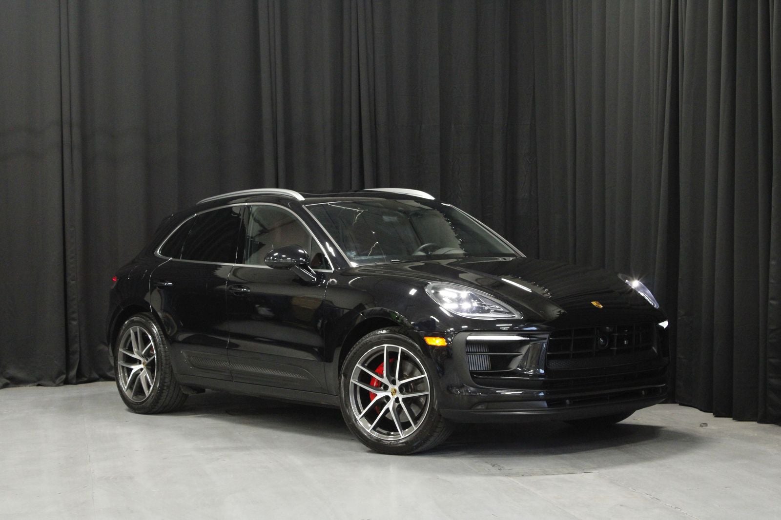 2025 Porsche Macan S