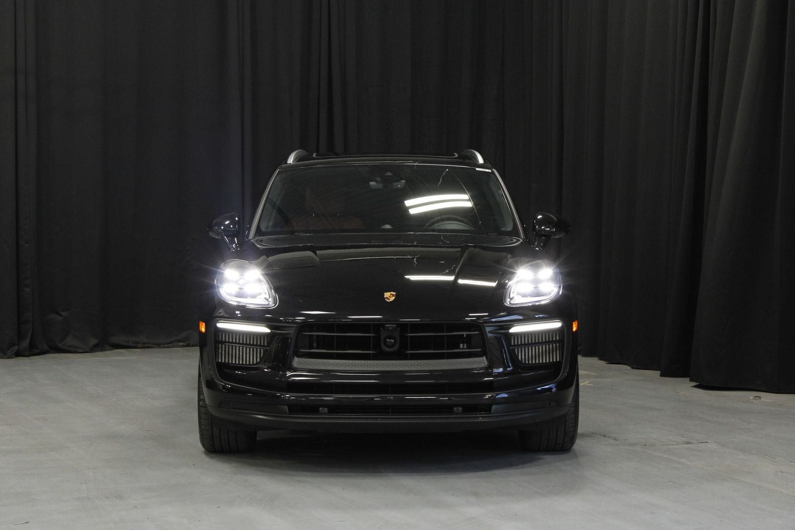 2025 Porsche Macan S