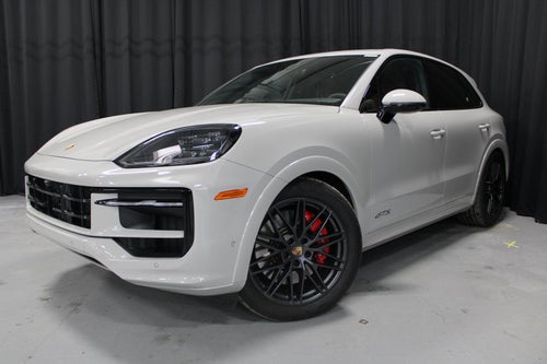 2025 Porsche Cayenne GTS