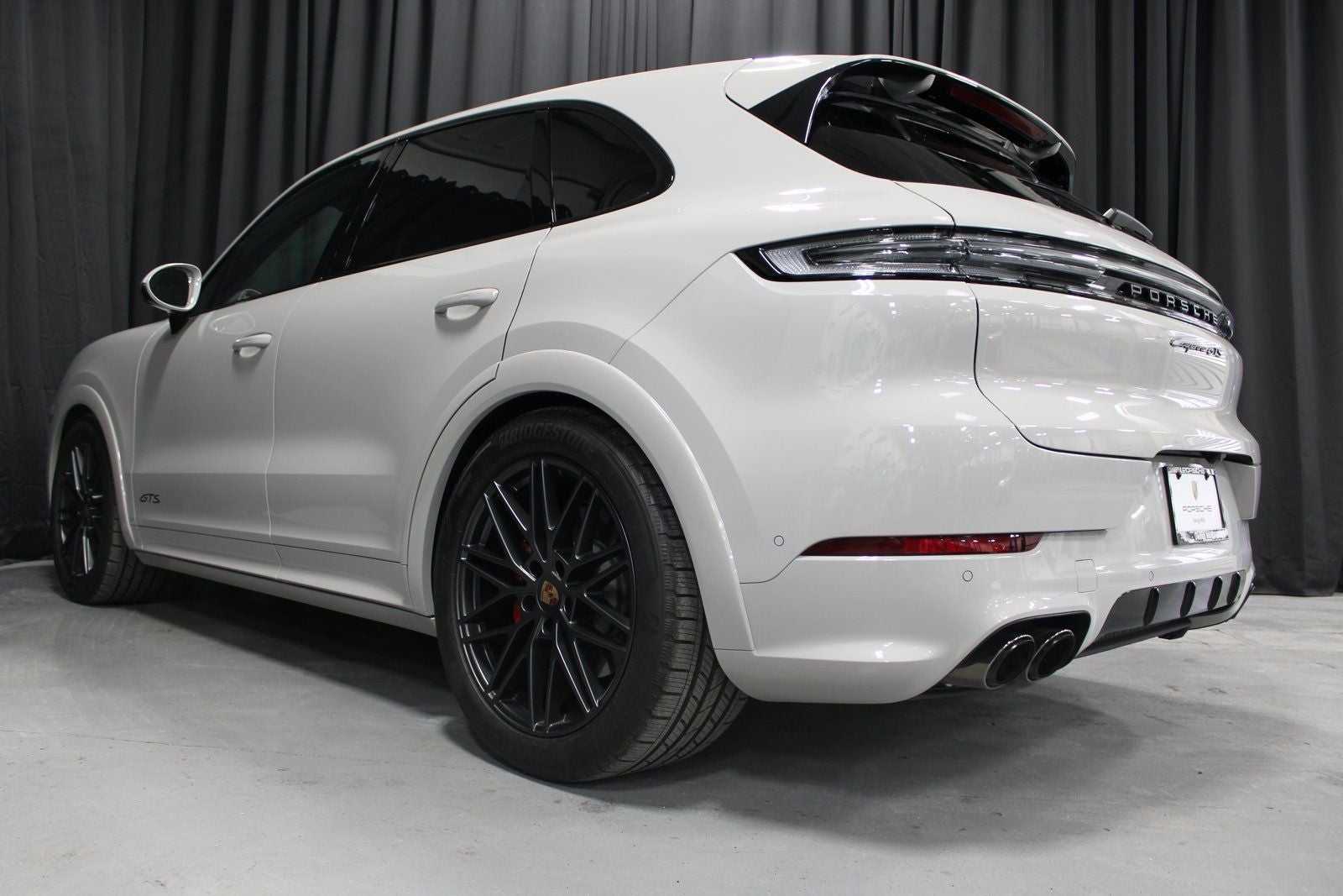 2025 Porsche Cayenne GTS