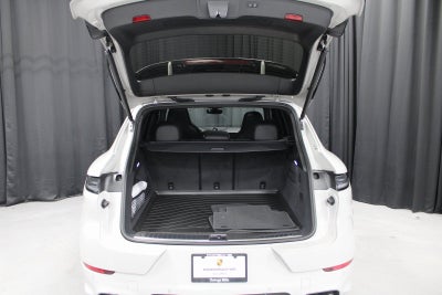 2025 Porsche Cayenne GTS