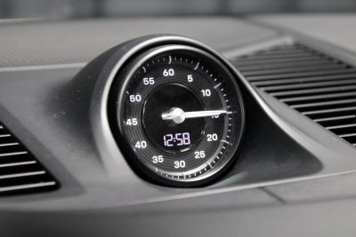 2025 Porsche Cayenne GTS