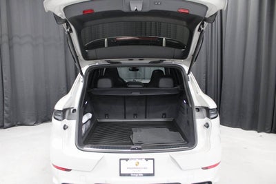 2025 Porsche Cayenne GTS