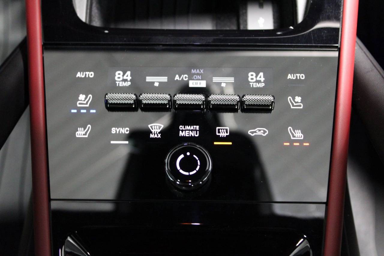 2025 Porsche Cayenne GTS