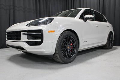 2025 Porsche Cayenne GTS