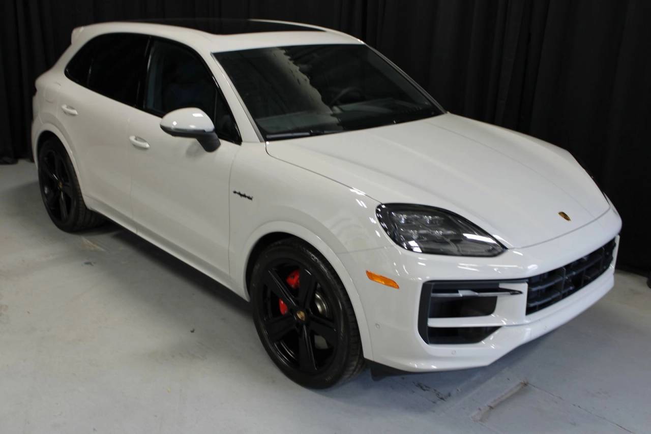 2026 Porsche Cayenne S E-Hybrid