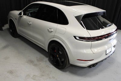 2026 Porsche Cayenne S E-Hybrid