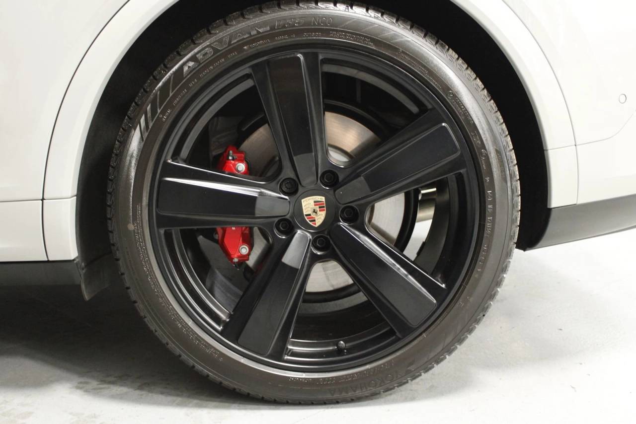 2026 Porsche Cayenne S E-Hybrid