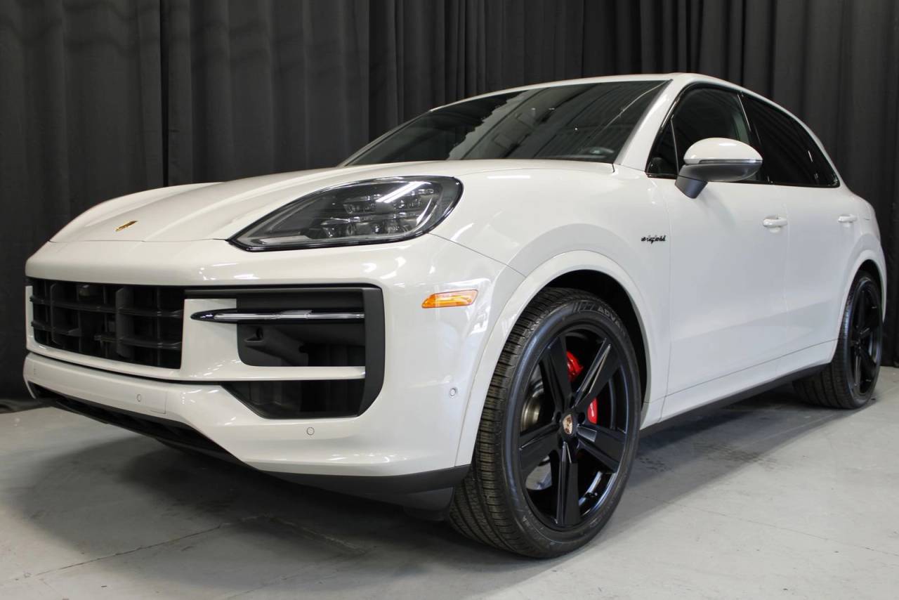 2026 Porsche Cayenne S E-Hybrid