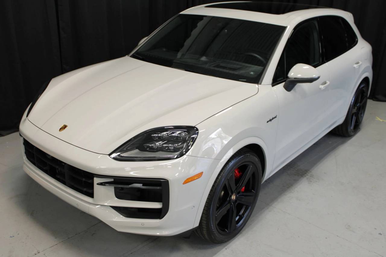 2026 Porsche Cayenne S E-Hybrid