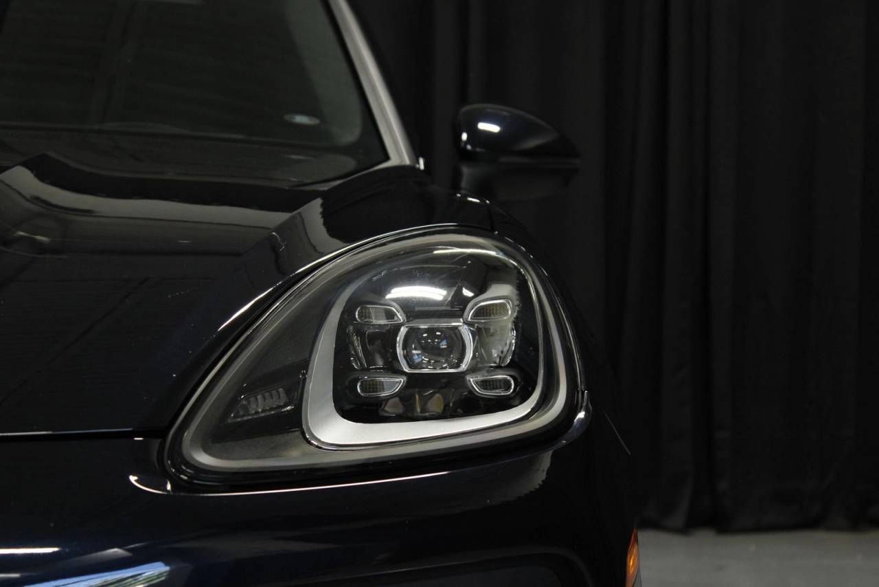 2021 Porsche Cayenne Coupe