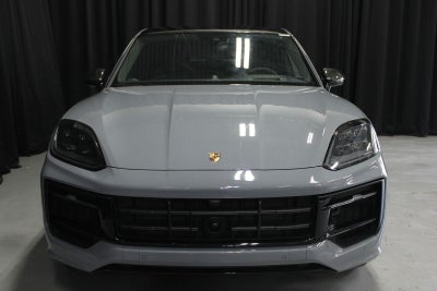 2025 Porsche Cayenne Coupe GTS