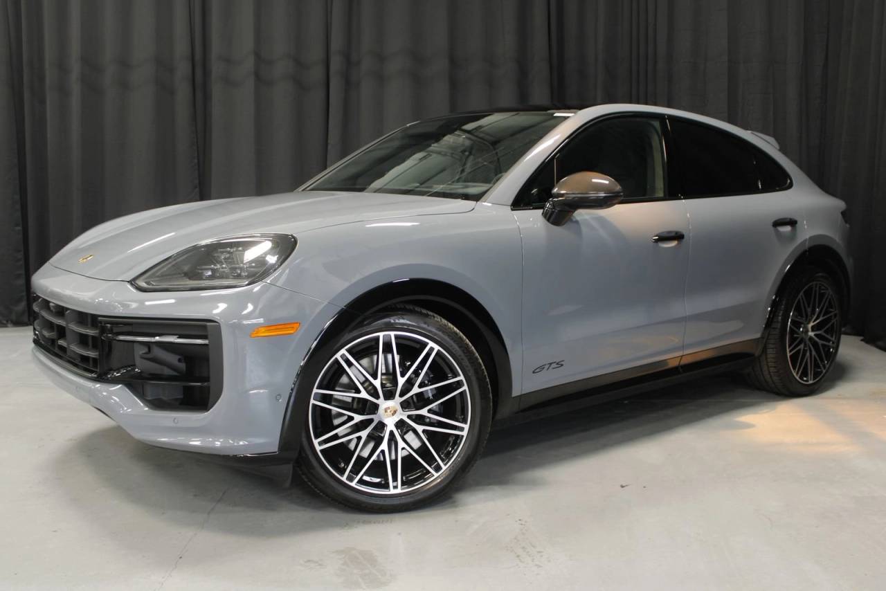 2025 Porsche Cayenne Coupe GTS