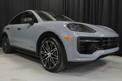 2025 Porsche Cayenne Coupe GTS