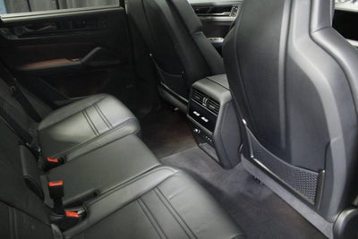 2025 Porsche Cayenne Coupe GTS