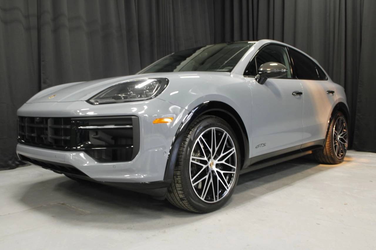2025 Porsche Cayenne Coupe GTS