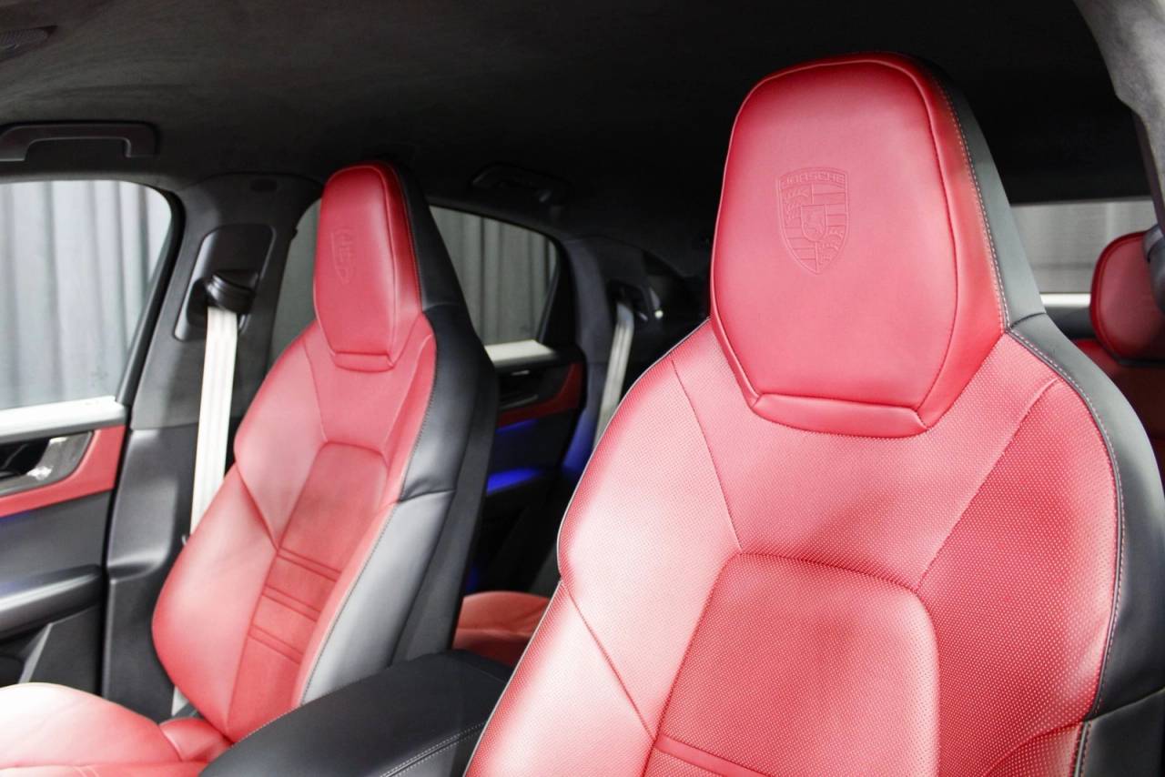 2024 Porsche Cayenne Coupe Turbo GT