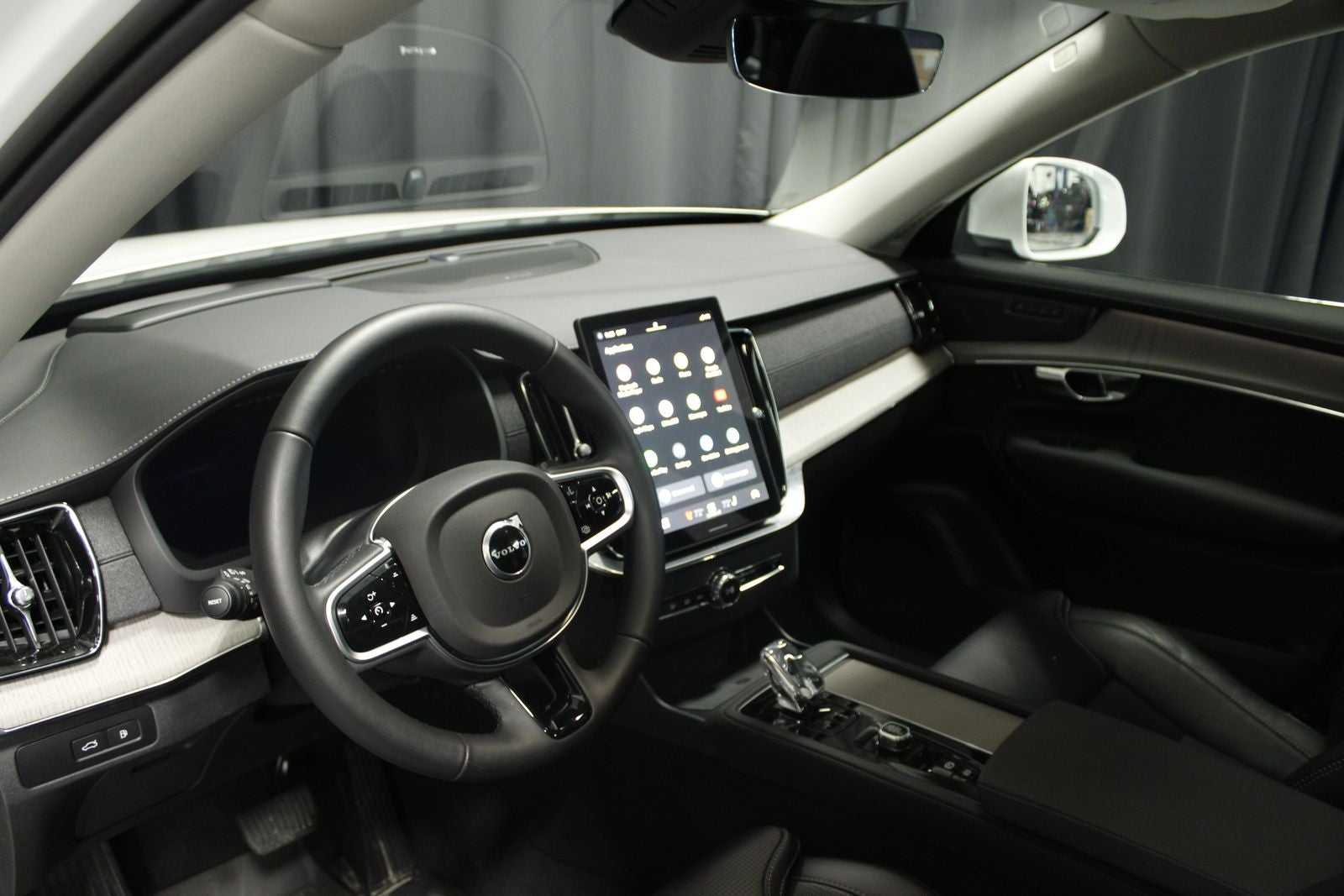 2025 Volvo XC90 Plug-In Hybrid T8 Ultra 7 Passenger 2025.5