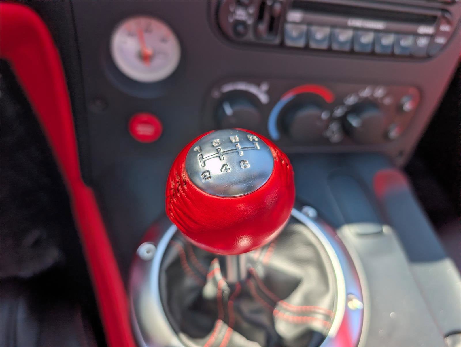 2004 Dodge Viper SRT10