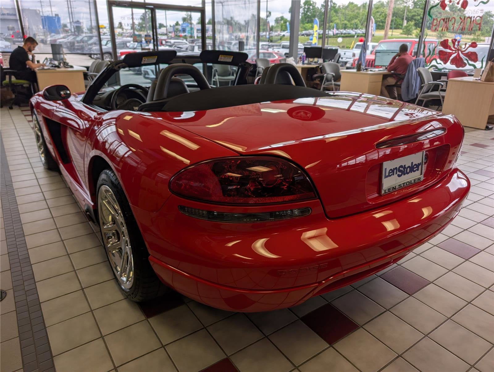 2005 Dodge Viper SRT10