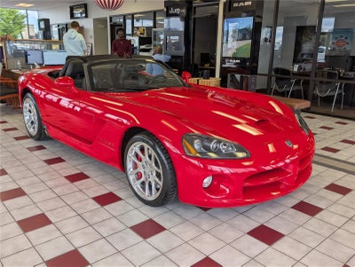 2005 Dodge Viper SRT10